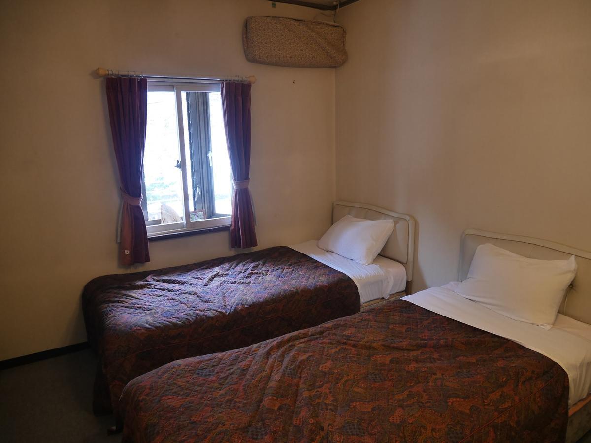 Pension Himawari Hakuba Exterior foto